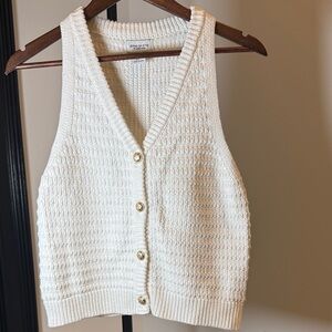 Revolve Song of Style Ivory Textured Knit Button-Up Vest. Size M